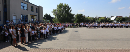 Pasowanie uczniów klas 1