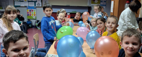 Balonowe szaleństwo w świetlicy szkolnej